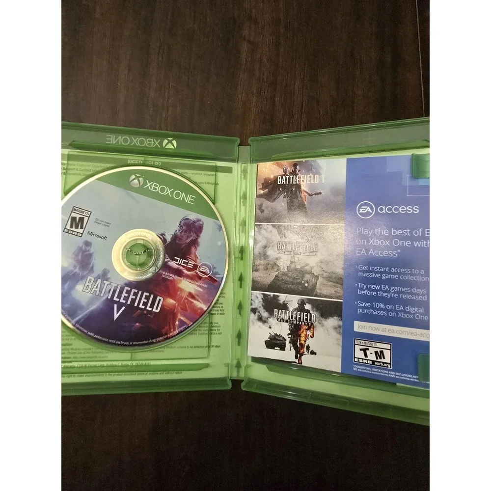 Battlefield V - Deluxe Edition (Microsoft Xbox One, 2018)